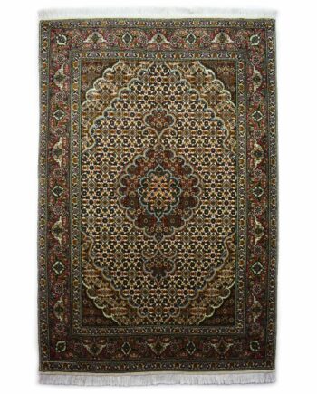 Perzisch tapijt 611